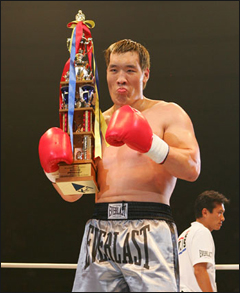 崔洪万、ハワードにKO勝利…K－1ジャパングランプリ | Joongang 