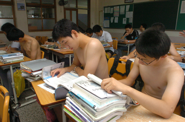 裸教育 