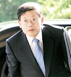 国務総理候補者に指名された金滉植監査院長。