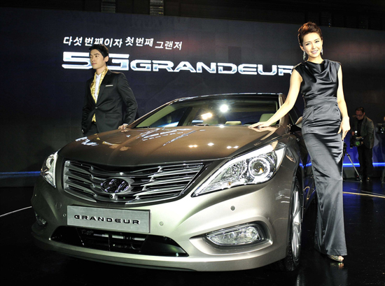国産高級車の代名詞、現代（ヒョンデ）自動車の「グレンジャー」のニューモデルが１３日に登場した。