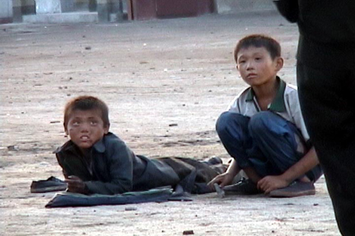 北朝鮮の子どもたち。