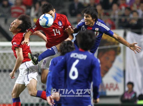 １９７０年代ごろ日本サッカーに対して圧倒的優位にあった韓国サッカーが、いま日本を追う立場になっている。