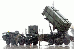 在韓米軍が運用中のＰＡＣ－３パトリオットミサイル。韓国軍は「韓国型パトリオット」の開発に取り組む。