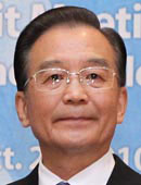 温家宝中国首相。