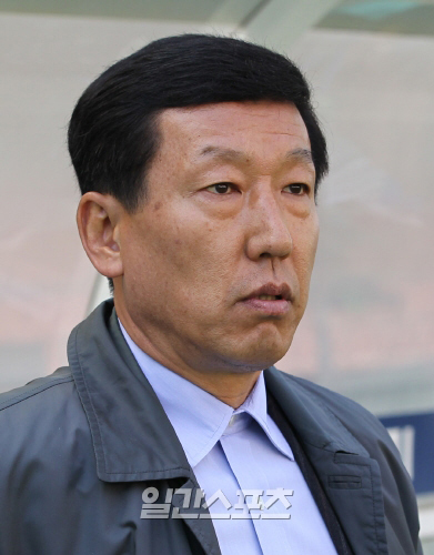 韓国サッカー代表チームの監督に確定したＫリーグの全北現代（チョンブク・ヒョンデ）のチェ・ガンヒ監督（５２）。