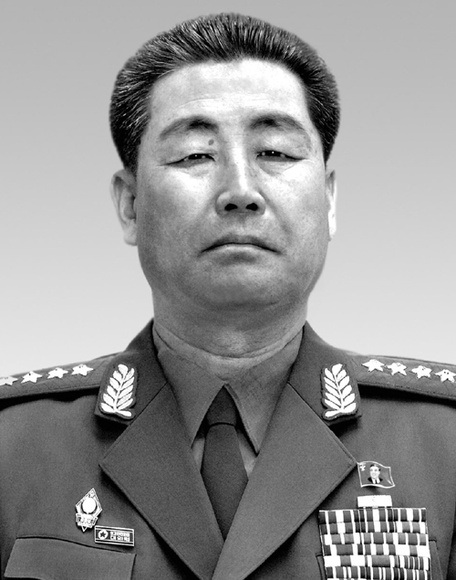 北朝鮮人民武力部長に任命された金正覚氏。