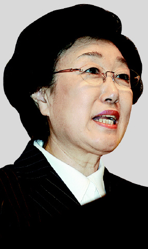韓国野党・民主統合党の韓明淑（ハン・ミョンスク）代表。