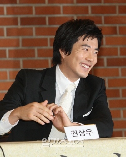 俳優のクォン・サンウ。