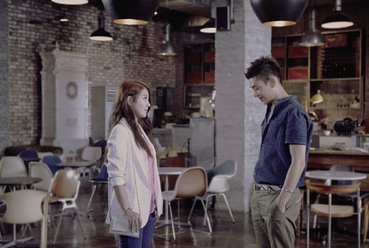ＢｏＡが俳優ユ・アインと共演した７集「Ｏｎｌｙ　Ｏｎｅ」のティーザー映像。