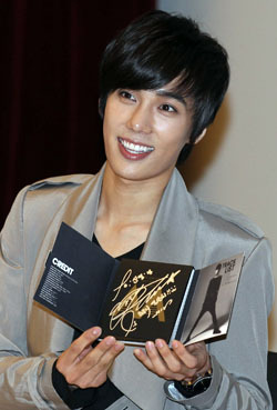 ＳＳ５０１（ダブルエスゴーマルイチ）のパク・ジョンミン（写真＝中央フォト）。