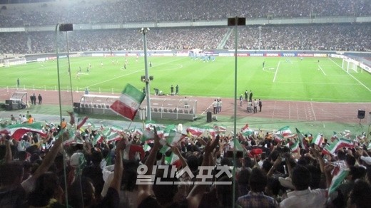 １７日、イランのテヘランで行われた２０１４ブラジルワールドカップ（Ｗ杯）アジア最終予選第４戦のイラン戦で韓国は０－１で敗れた。
