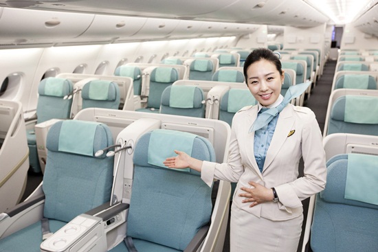大韓航空の機内の様子。