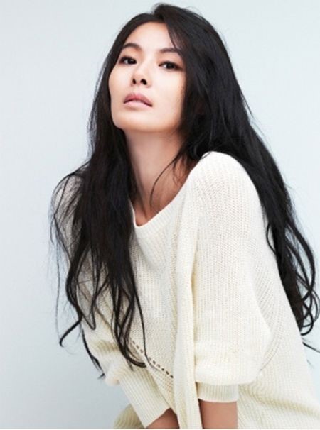 女優のユン・ソイ。