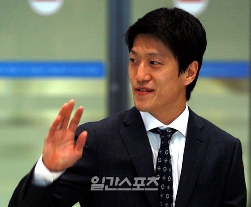 サッカー韓国代表の李青竜（イ・チョンヨン、２５）