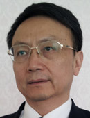 北京大国際関係学院の賈慶国副院長（５７）。