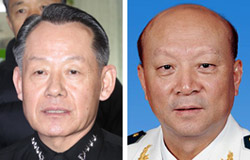 チェ・ユンヒ海軍参謀総長（左）と呉勝利中国海軍司令員。