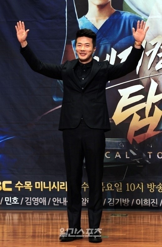 俳優のクォン・サンウ。