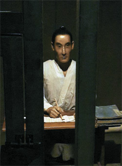 吉田松陰のろう人形。江戸幕府の監獄に閉じ込められた時だ。山口県萩市の「吉田松陰歴史館」の展示物。彼の遺言は、幕府打倒の理論と決議を注入していた。