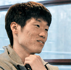 朴智星が２３日、練習場のインタビュールームで中央日報のインタビューに答えている。