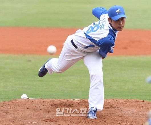 尹錫ミン（ユン・ソクミン、２８、ボルティモア）
