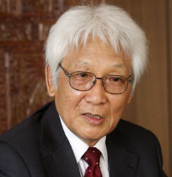 ユ・ジョンホ大韓民国芸術院会長
