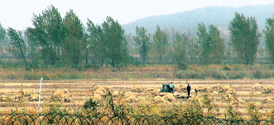 北朝鮮が経済特区として開発しようとしていた黄金坪（ファングムピョン）は荒野のまま放置された状態だ。（写真＝中央フォト）