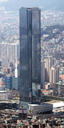 釜山国際金融センター