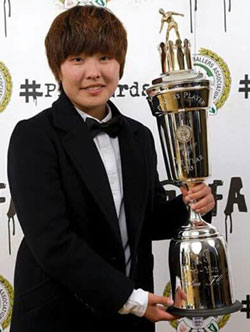 ２７日、イングランドプロサッカー選手協会が選定する今年の女子選手賞を受賞したチ・ソヨン（写真＝チ・ソヨンエージェント）