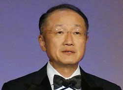 ジム・ヨン・キム世界銀行総裁（５６）