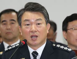 姜信明（カン・シンミョン）警察庁長官