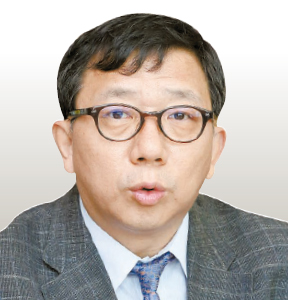 李元徳（イ・ウォンドク）国民大学日本学研究所長