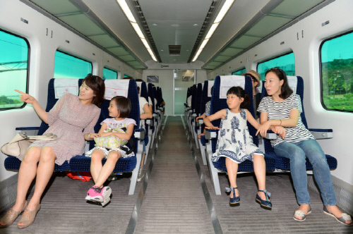 韓国の観光に便利な空港鉄道、直通列車のグループ割引が拡大
