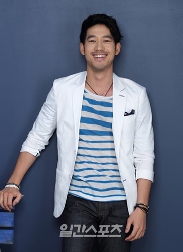 俳優のパク・ジェジョン