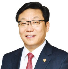 周亨煥（チュ・ヒョンファン）産業通商資源部長官