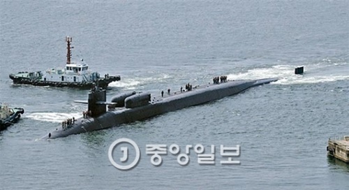米海軍が保有する８０隻余りの潜水艦の中で最大規模である「オハイオ」（ＳＳＧＮ・１万９０００トン）が７月釜山（プサン）に入港している。（写真＝中央フォト）