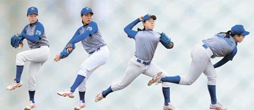 女子野球代表のエース、キム・ラギョンの投球フォーム。最高球速１１０キロ台を投げる。（写真＝チョンスカンパニー）