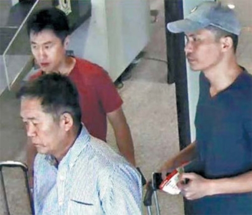 インドネシア・ジャカルタ空港の監視カメラに捉えられた金正男氏の暗殺容疑者。（写真＝中央フォト）