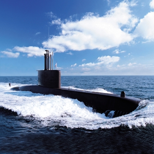大宇造船の潜水艦が試運転している様子。（写真＝中央フォト）