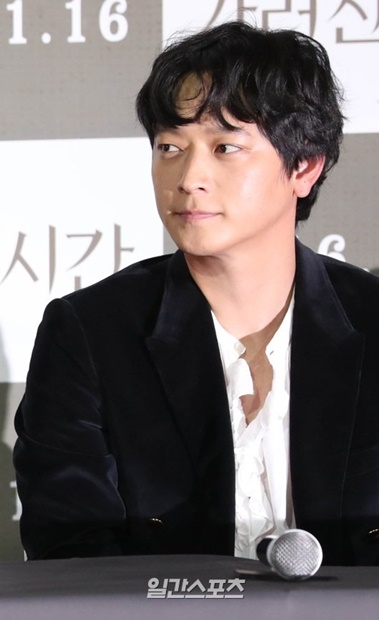 韓国俳優のカン・ドンウォン