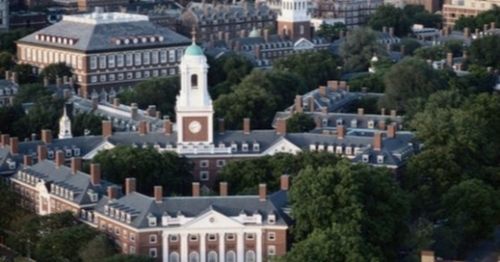 米国ハーバード大学の全景。（写真＝中央フォト）