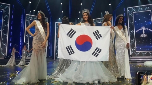 ２０代の大学生、韓国人で初めて国際ミスコンテストで優勝（写真＝株式会社ＰＪＰ）