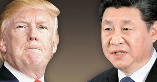 ドナルド・トランプ米大統領（左）と中国の習近平国家主席。