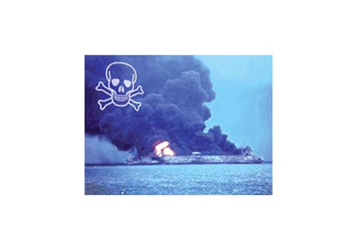 【コラム】韓国・日本、東シナ海タンカー沈没事故に共に対処せよ