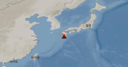 霧島連山・新燃岳の噴火で済州道に一部火山灰による影響があると気象庁が明らかにした。（写真＝気象庁）