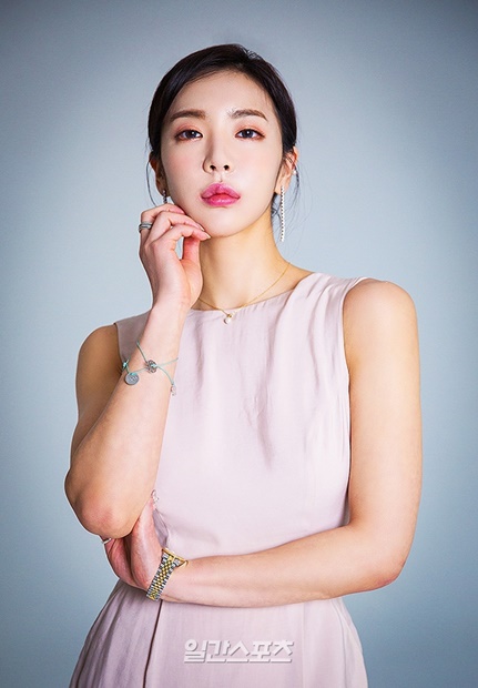 韓国フィットネスタレントのイ ヨンファ 日本をホットにするヘルシーな美しさ Joongang Ilbo 中央日報
