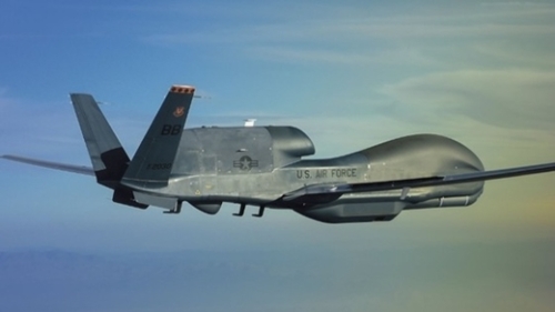 米ノースロップ・グラマン社の無人偵察機「ＲＱ－４　グローバルホーク」。（写真提供＝ノースロップ・グラマン）