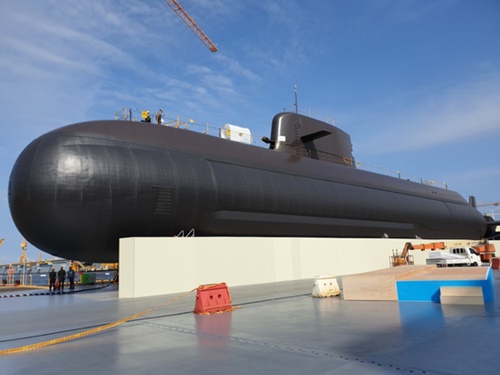 先月１８日、巨済の大宇造船海洋玉浦造船所で最終作業の真っ最中の潜水艦「島山安昌浩」。