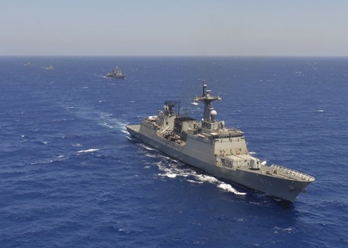 韓国の駆逐艦「文武大王」が今年８月１５日、エジプト海軍と合同演習を行っている。（写真提供＝韓国海軍）