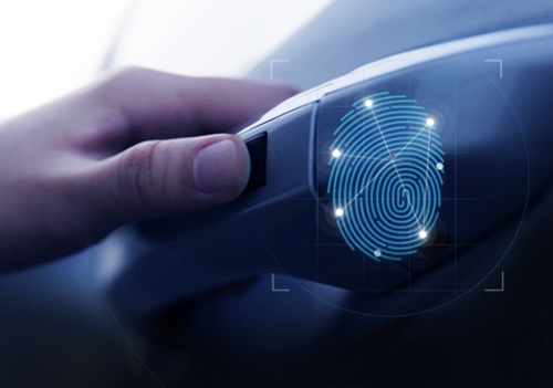 現代車の「スマート指紋認証出入・始動システム」