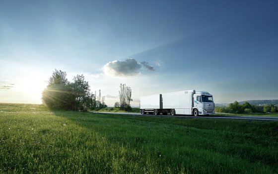 現代自動車が７月にスイスに輸出した水素電気トラック「エクシエント」。［写真　現代自動車］